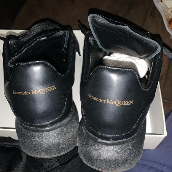 Alexander McQueen - Picture 6 of 6